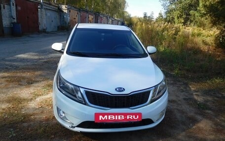 KIA Rio III рестайлинг, 2013 год, 890 000 рублей, 3 фотография