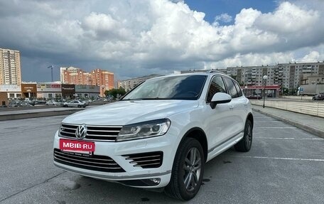 Volkswagen Touareg III, 2016 год, 4 050 000 рублей, 3 фотография