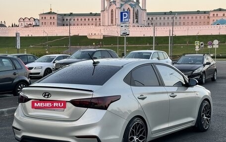 Hyundai Solaris II рестайлинг, 2019 год, 1 600 000 рублей, 4 фотография