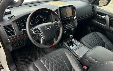 Toyota Land Cruiser 200, 2016 год, 7 390 000 рублей, 7 фотография