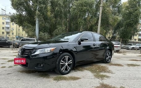 Toyota Camry, 2011 год, 1 180 000 рублей, 2 фотография