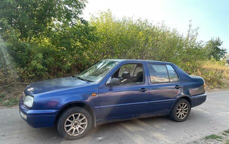 Volkswagen Vento, 1993 год, 155 000 рублей, 12 фотография