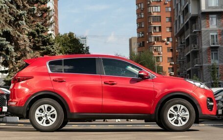 KIA Sportage IV рестайлинг, 2018 год, 2 200 000 рублей, 4 фотография