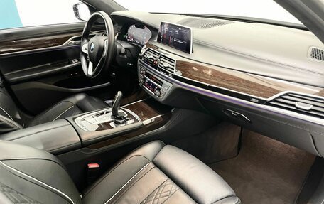 BMW 7 серия, 2019 год, 6 590 000 рублей, 21 фотография