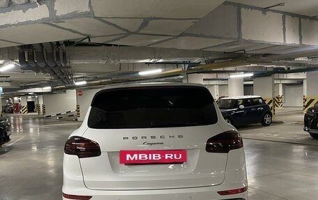 Porsche Cayenne III, 2016 год, 5 050 000 рублей, 6 фотография