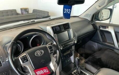 Toyota Land Cruiser Prado 150 рестайлинг 2, 2013 год, 3 649 000 рублей, 11 фотография