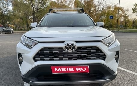 Toyota RAV4, 2020 год, 3 300 000 рублей, 1 фотография