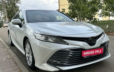 Toyota Camry, 2019 год, 3 330 000 рублей, 7 фотография