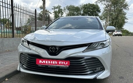 Toyota Camry, 2019 год, 3 330 000 рублей, 8 фотография