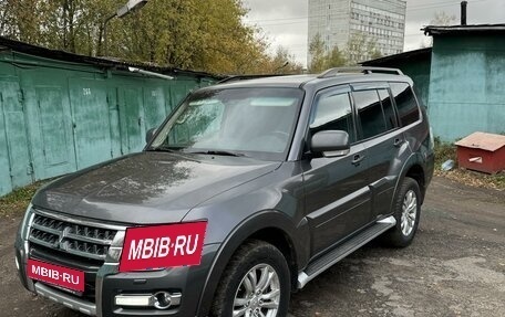 Mitsubishi Pajero IV, 2015 год, 3 190 000 рублей, 1 фотография