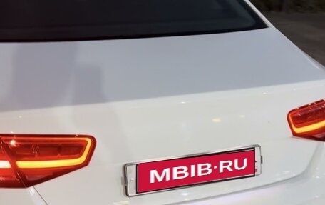 Audi A8, 2013 год, 2 800 000 рублей, 9 фотография