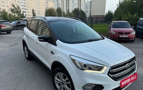 Ford Kuga III, 2017 год, 1 850 000 рублей, 2 фотография