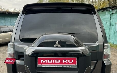 Mitsubishi Pajero IV, 2015 год, 3 190 000 рублей, 3 фотография