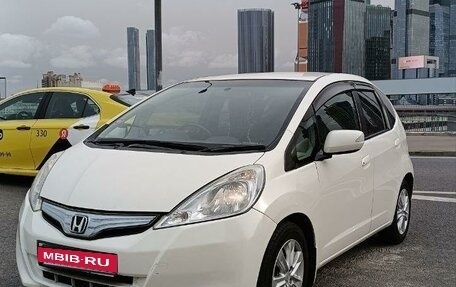 Honda Fit III, 2011 год, 888 000 рублей, 2 фотография