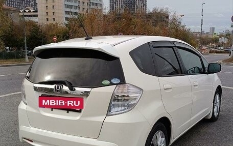 Honda Fit III, 2011 год, 888 000 рублей, 4 фотография