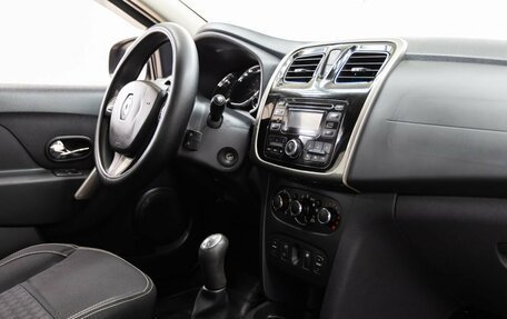 Renault Logan II, 2014 год, 988 000 рублей, 34 фотография