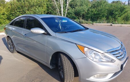 Hyundai Sonata VI, 2013 год, 1 270 000 рублей, 9 фотография