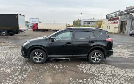 Toyota RAV4, 2017 год, 2 390 000 рублей, 4 фотография