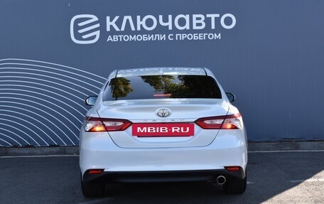 Toyota Camry, 2018 год, 3 075 000 рублей, 4 фотография