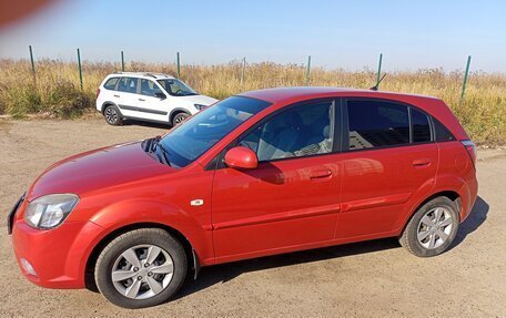 KIA Rio II, 2011 год, 665 000 рублей, 1 фотография