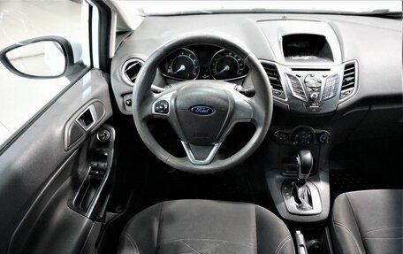 Ford Fiesta, 2015 год, 862 800 рублей, 10 фотография