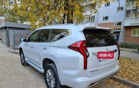 Mitsubishi Pajero Sport III рестайлинг, 2020 год, 3 780 000 рублей, 9 фотография