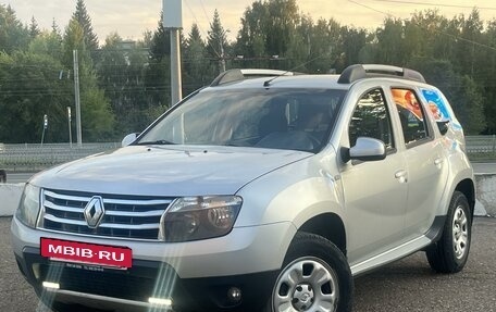 Renault Duster I рестайлинг, 2013 год, 875 000 рублей, 2 фотография