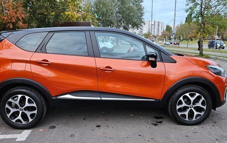 Renault Kaptur I рестайлинг, 2017 год, 1 749 000 рублей, 4 фотография