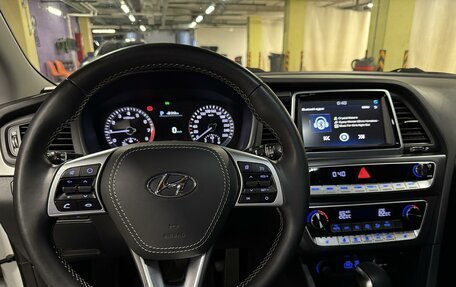 Hyundai Sonata VII, 2018 год, 2 300 000 рублей, 13 фотография