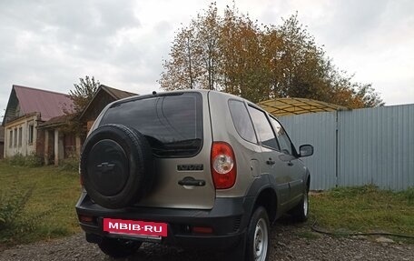 Chevrolet Niva I рестайлинг, 2016 год, 790 000 рублей, 2 фотография