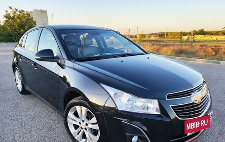 Chevrolet Cruze II, 2014 год, 1 049 000 рублей, 2 фотография