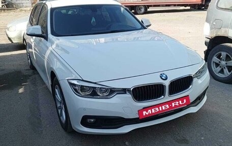 BMW 3 серия, 2017 год, 2 450 000 рублей, 7 фотография