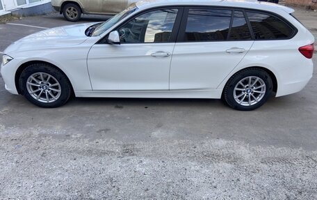 BMW 3 серия, 2017 год, 2 450 000 рублей, 16 фотография