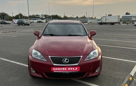 Lexus IS II рестайлинг 2, 2005 год, 1 400 000 рублей, 7 фотография