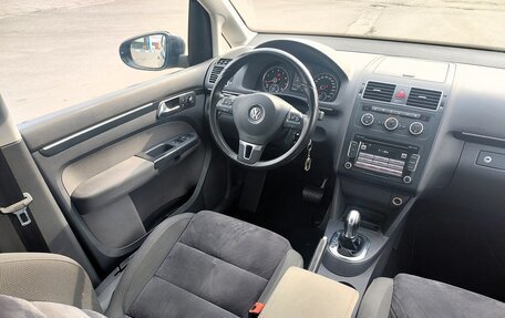 Volkswagen Touran III, 2012 год, 1 100 000 рублей, 29 фотография