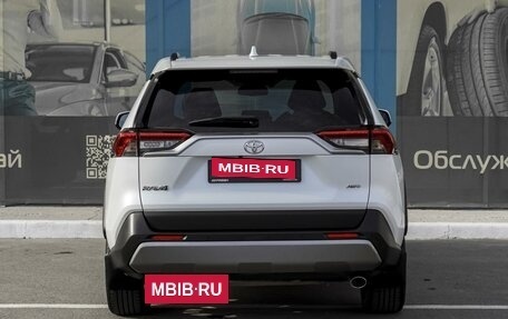 Toyota RAV4, 2020 год, 3 649 000 рублей, 4 фотография