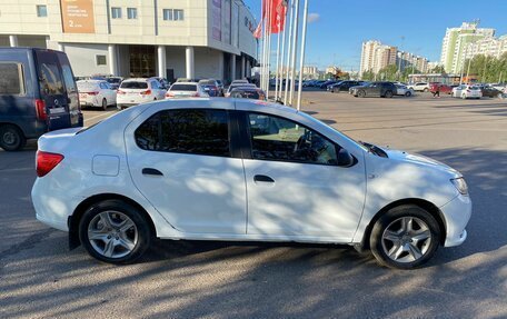 Renault Logan II, 2016 год, 640 000 рублей, 7 фотография