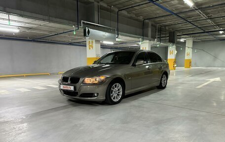 BMW 3 серия, 2010 год, 1 000 000 рублей, 2 фотография