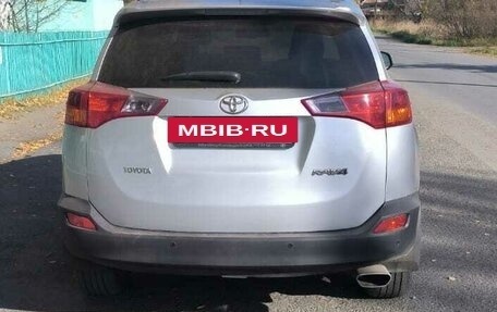 Toyota RAV4, 2013 год, 2 200 000 рублей, 3 фотография