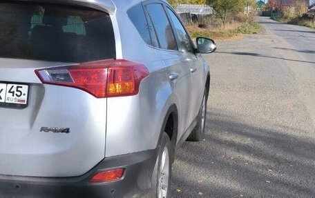 Toyota RAV4, 2013 год, 2 200 000 рублей, 6 фотография