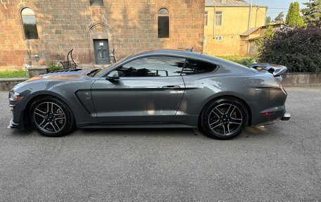 Ford Mustang VI рестайлинг, 2021 год, 3 390 000 рублей, 3 фотография