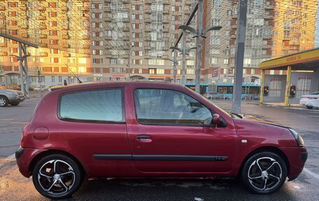 Renault Clio III, 2001 год, 280 000 рублей, 3 фотография