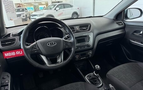 KIA Rio III рестайлинг, 2012 год, 880 000 рублей, 10 фотография