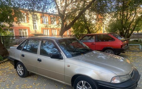 Daewoo Nexia I рестайлинг, 1998 год, 130 000 рублей, 2 фотография