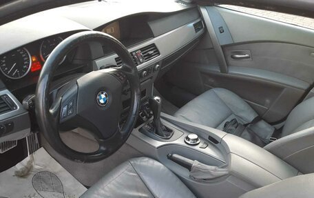 BMW 5 серия, 2005 год, 1 050 000 рублей, 10 фотография