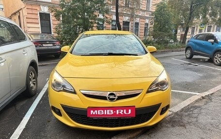 Opel Astra J, 2013 год, 1 050 000 рублей, 2 фотография