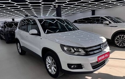 Volkswagen Tiguan I, 2015 год, 1 800 000 рублей, 1 фотография