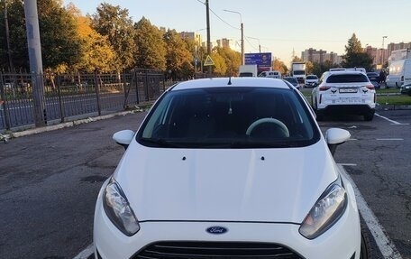 Ford Fiesta, 2016 год, 970 000 рублей, 7 фотография