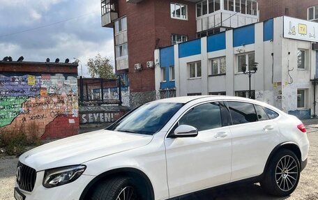 Mercedes-Benz GLC Coupe, 2017 год, 3 950 000 рублей, 3 фотография