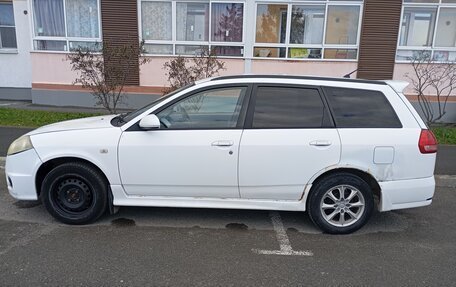 Nissan Wingroad III, 2002 год, 390 000 рублей, 4 фотография